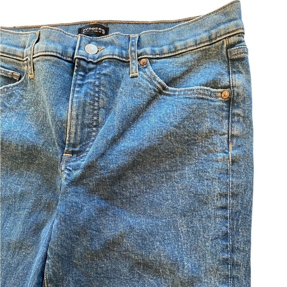 Express NWOT High Waisted Bootcut Ripped Knee Jeans - Picture 2 of 5
